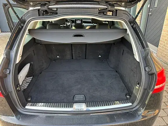 Mercedes-Benz C 220 D 2017 photo 4