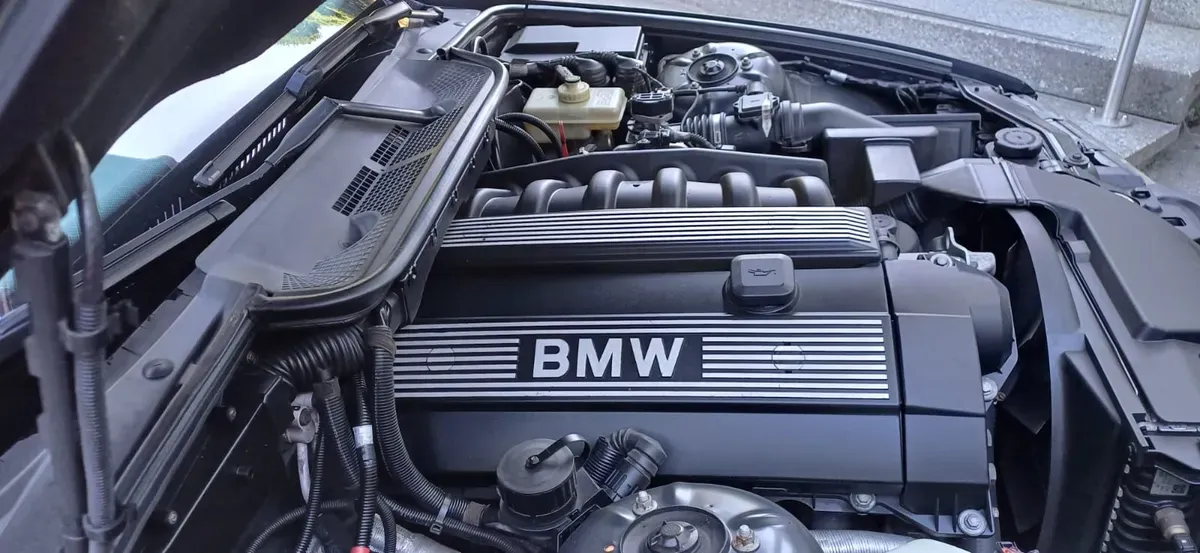 BMW 3 Series 1998 photo 2