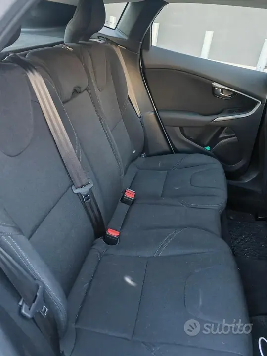Volvo V40 2018 photo 4