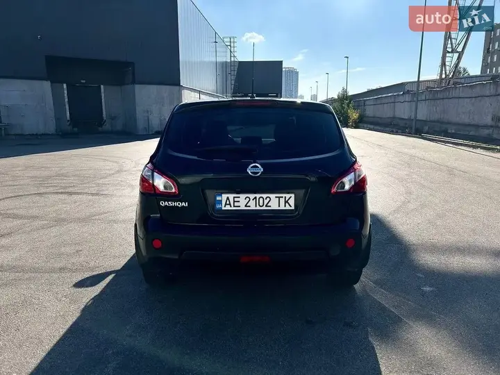 Nissan Qashqai 2011 photo 5