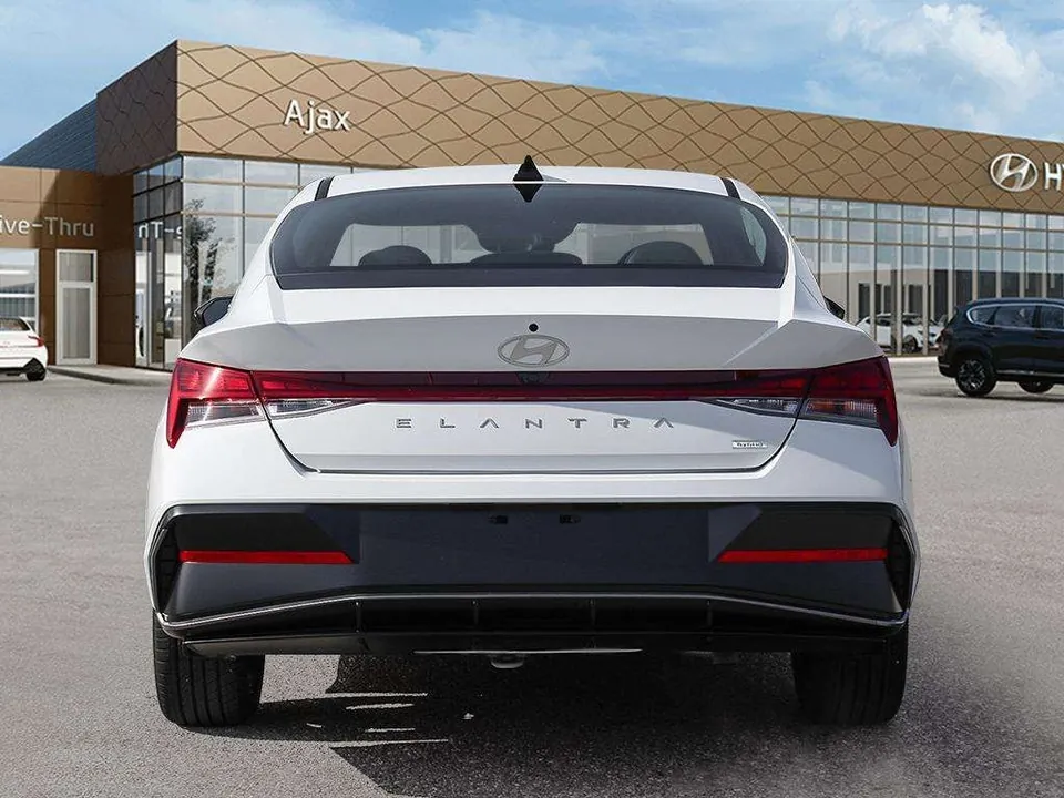 Hyundai Elantra 2026 photo 5