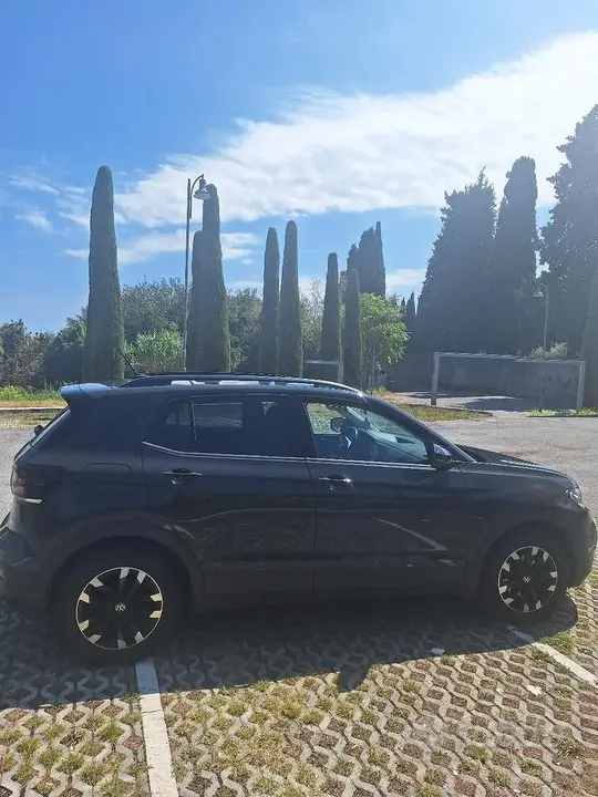 Volkswagen T-Cross 2021 photo 2