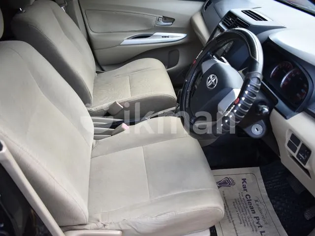 Toyota Avanza 2013 photo 2