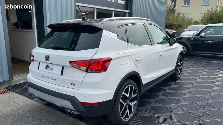 Seat Arona 2021 photo 4
