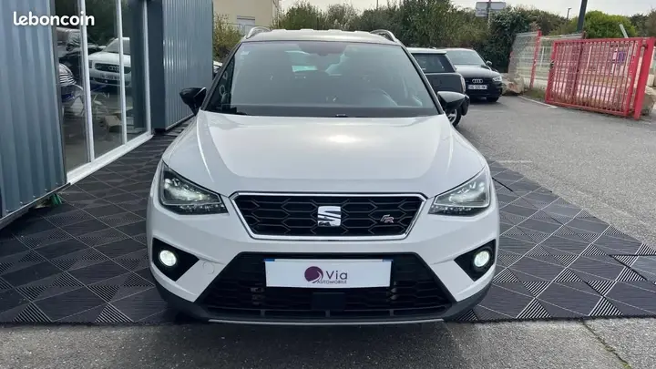 Seat Arona 2021 photo 2