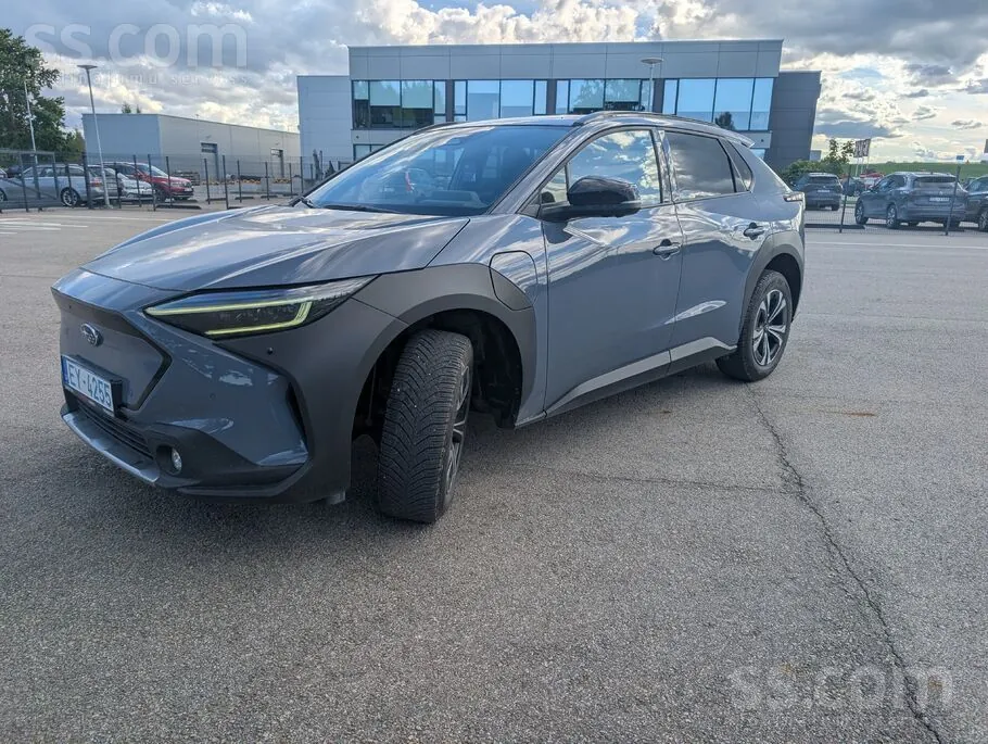 Subaru Solterra 2023 photo 2