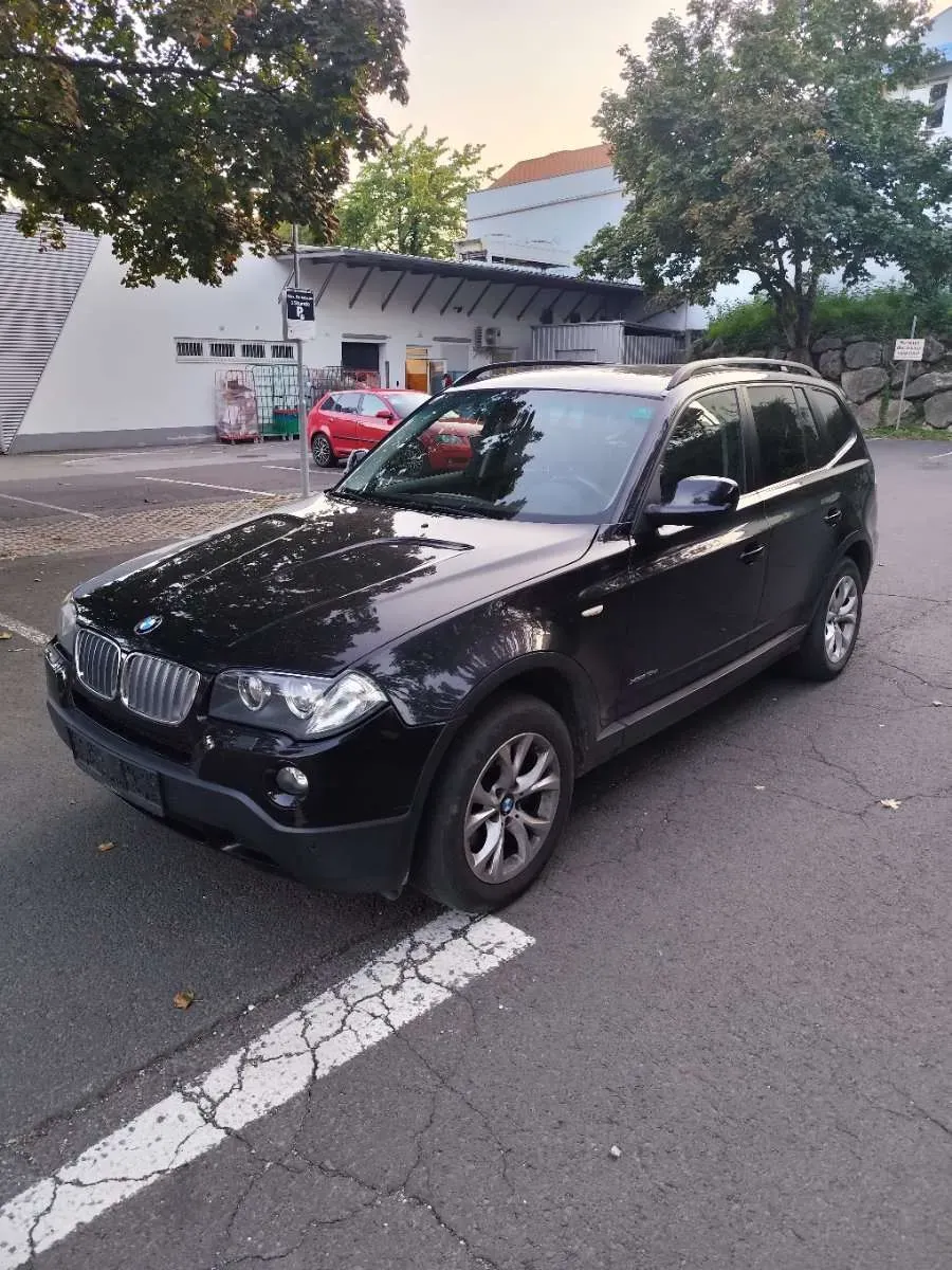BMW X3 2009 photo 2
