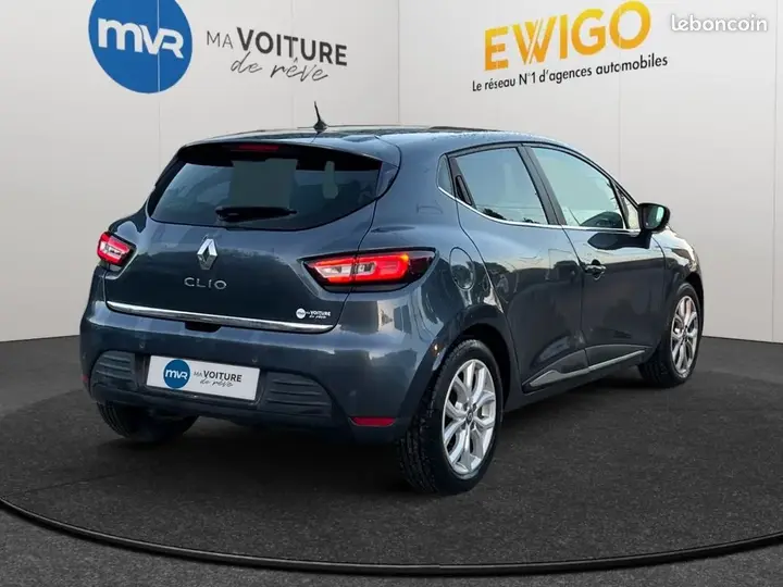 Renault Clio 2018 photo 2