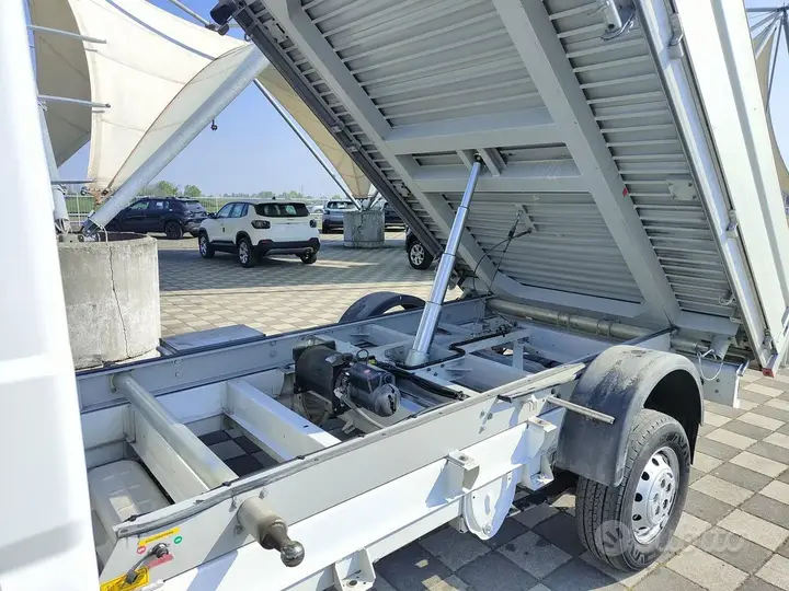 Peugeot Boxer 2021 photo 4