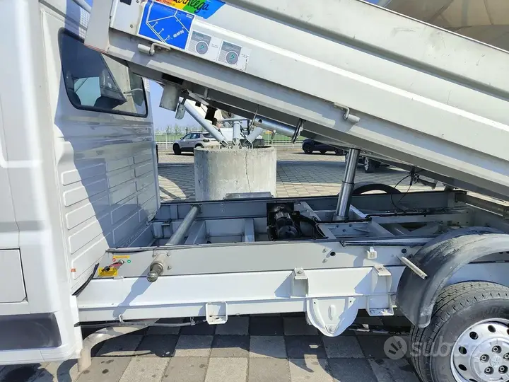 Peugeot Boxer 2021 photo 3