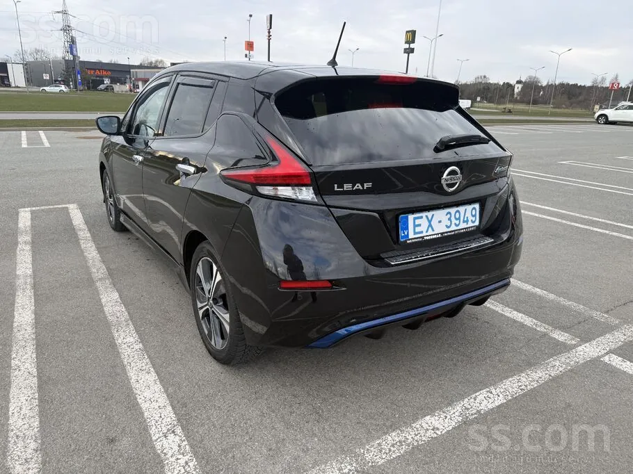Nissan Leaf 2018 photo 4