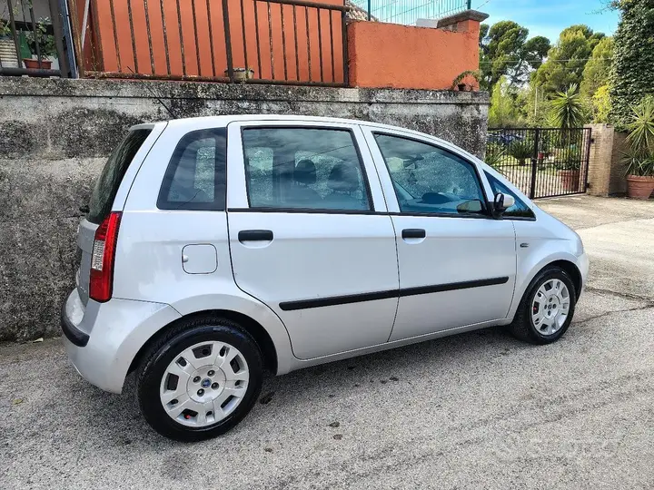 Fiat Idea 2006 photo 3