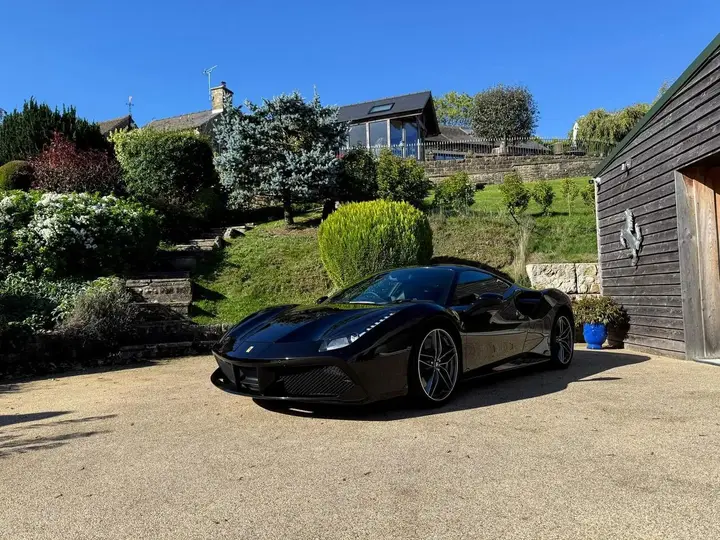 Ferrari 488