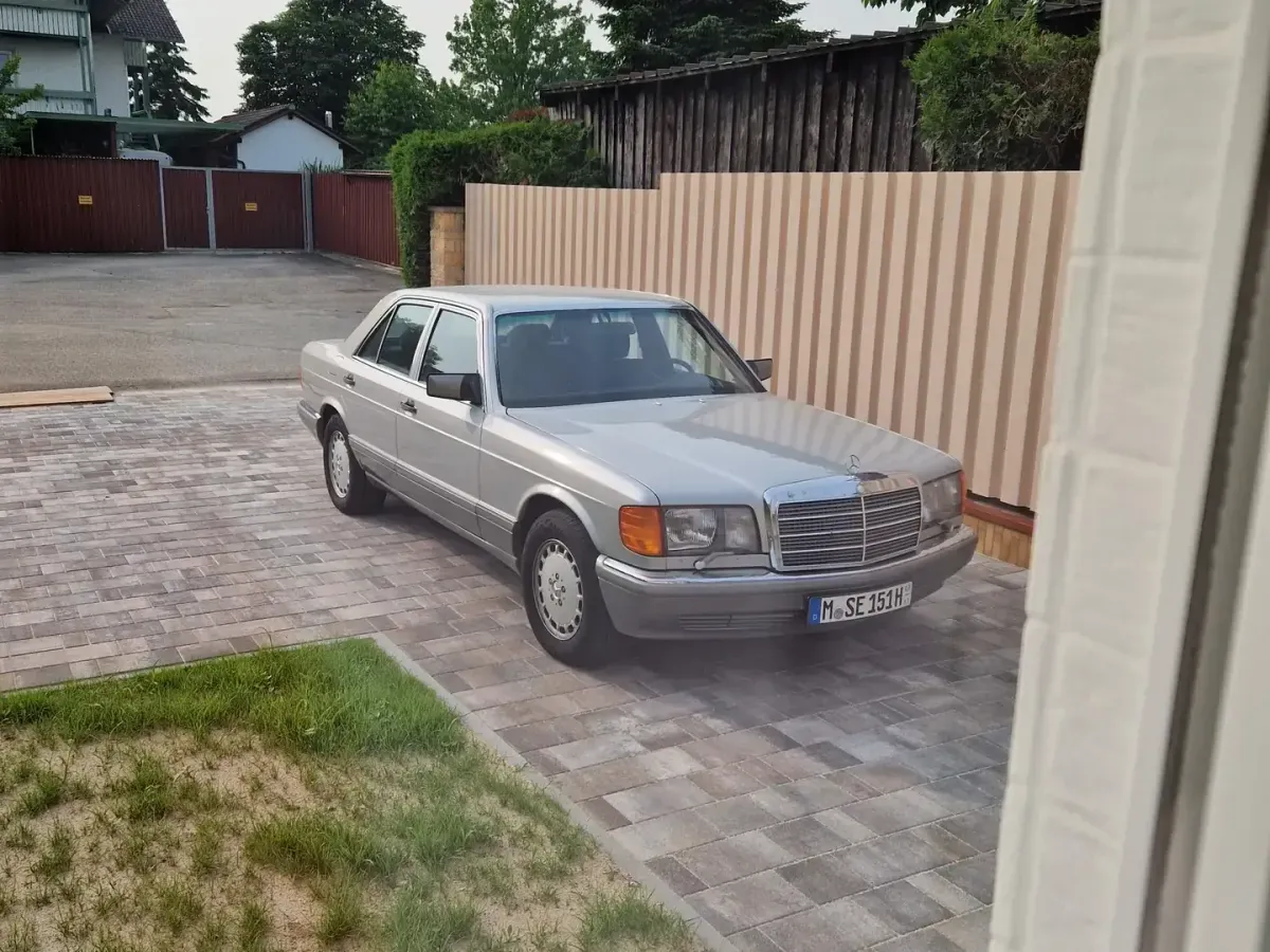 Mercedes-Benz S-Class 1987 photo 2