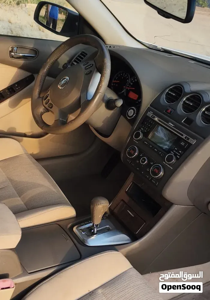 Nissan Altima 2012 photo 4