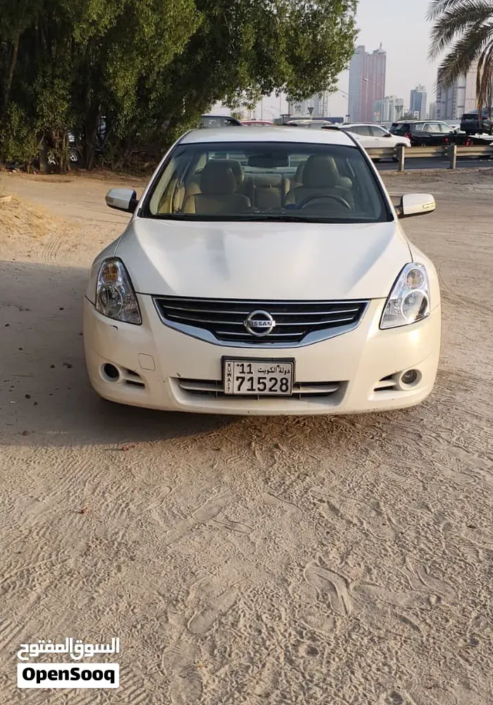 Nissan Altima 2012 photo 3
