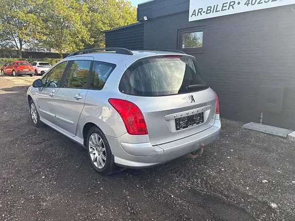 Peugeot 308 2011 photo 3