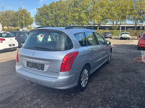 Peugeot 308 2011 photo 4
