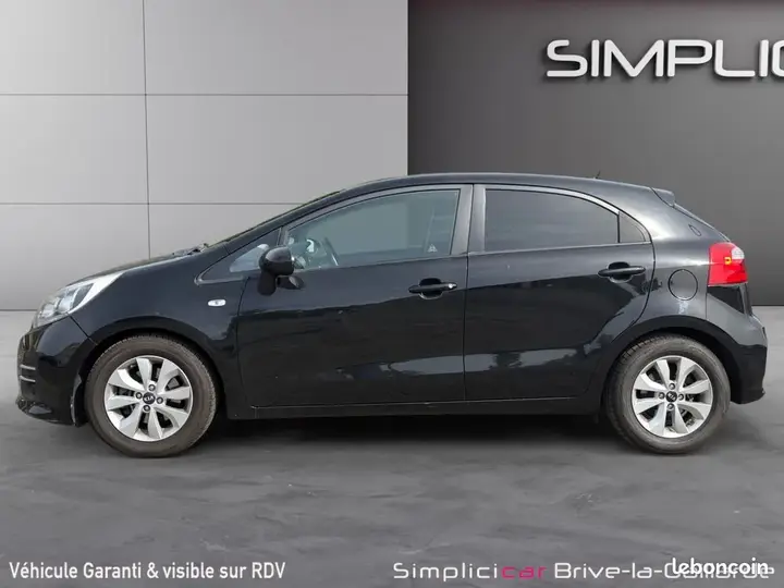 Kia Rio 2015 photo 4