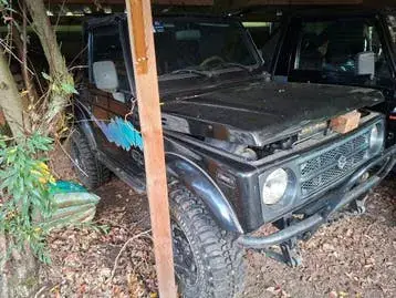 Suzuki Samurai