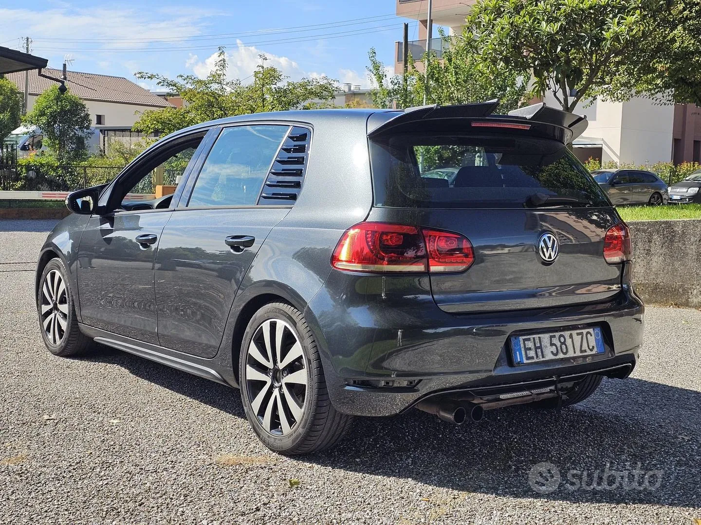 Volkswagen Golf 2011 photo 3