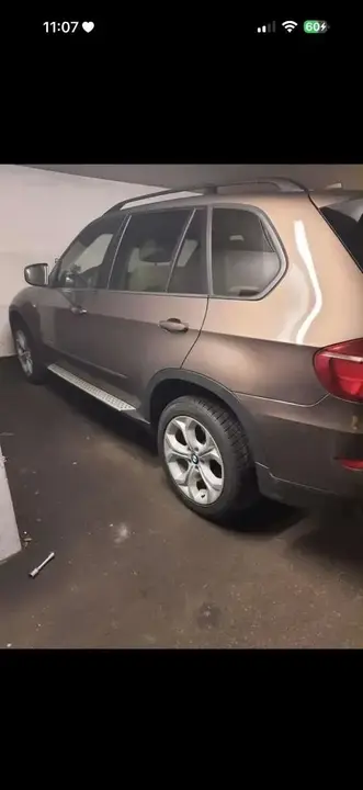 BMW X5 2011 photo 2