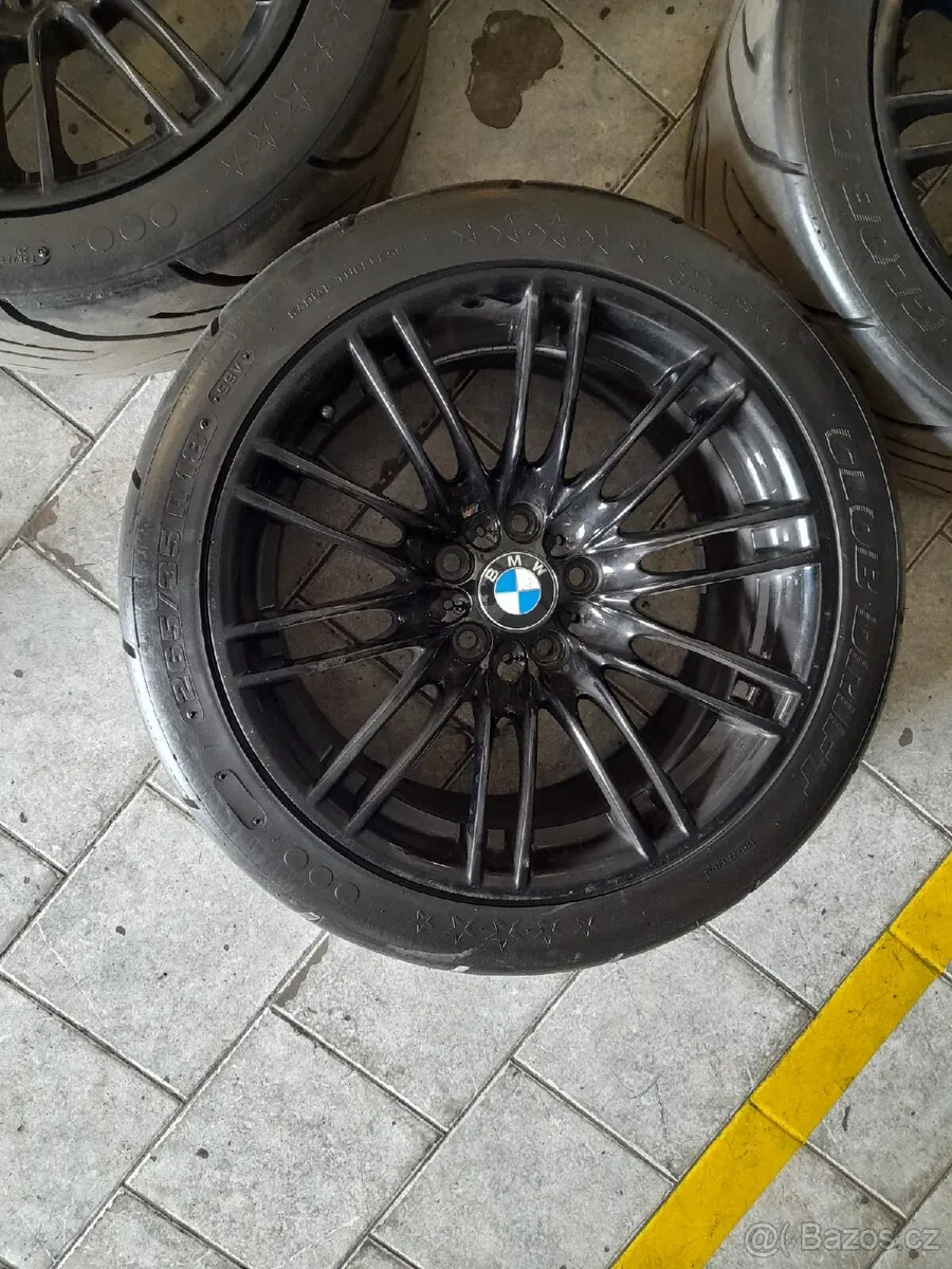 BMW M3 photo 5