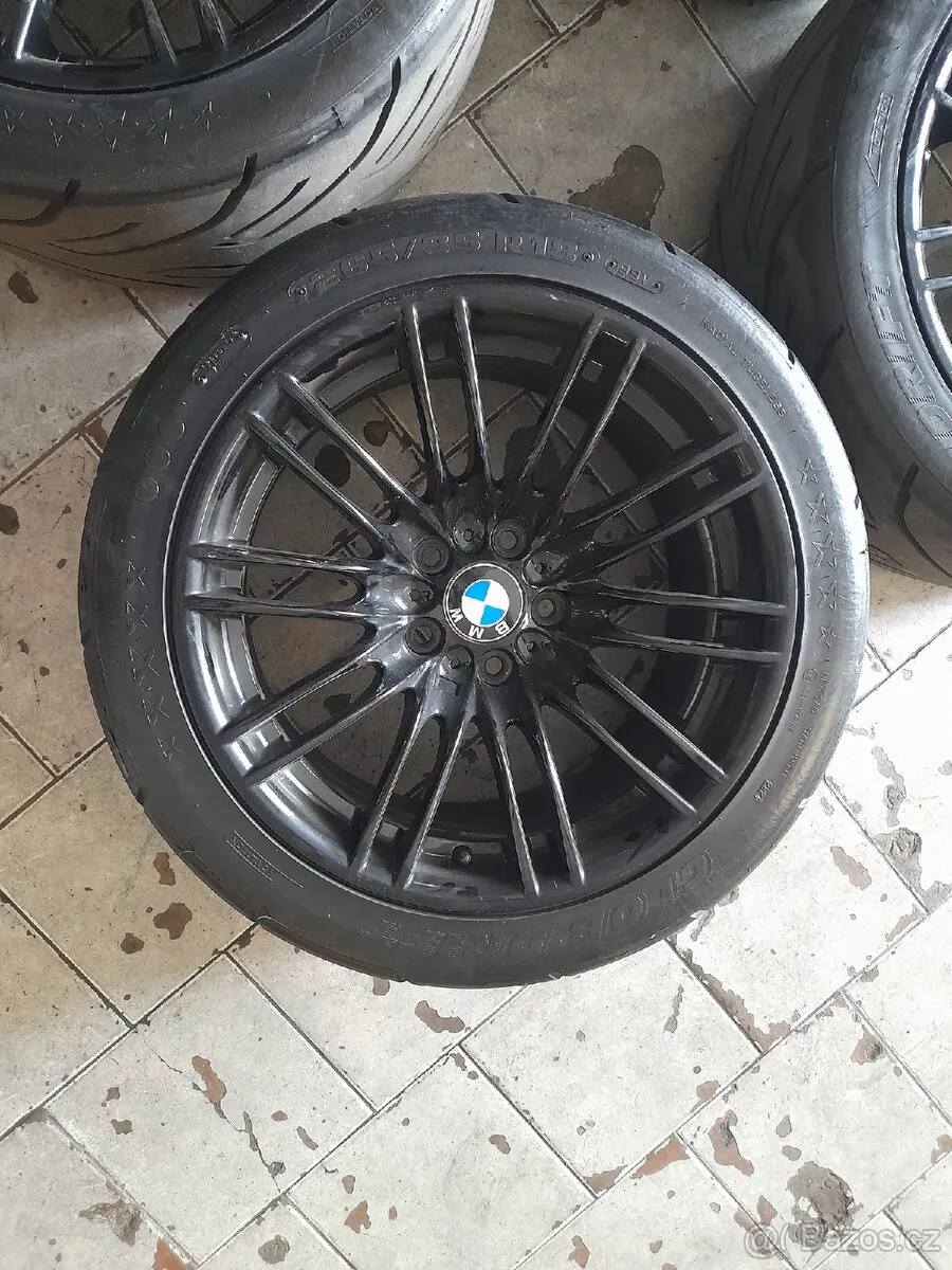 BMW M3 photo 4