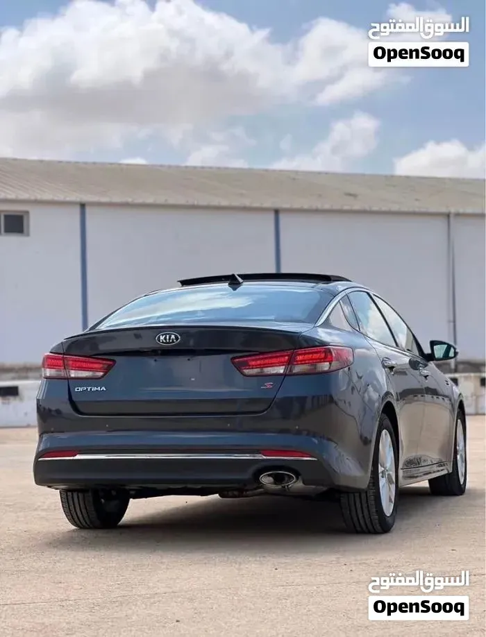 Kia K8 Gt 2018 photo 4