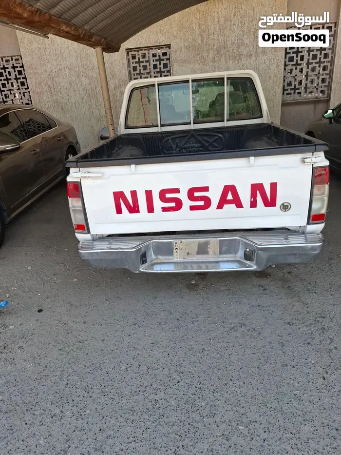 Nissan Datsun 2009 photo 2