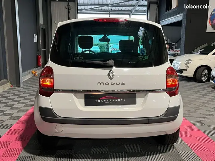 Renault Modus 2011 photo 4