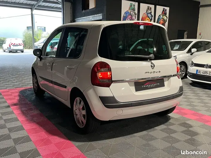 Renault Modus 2011 photo 5