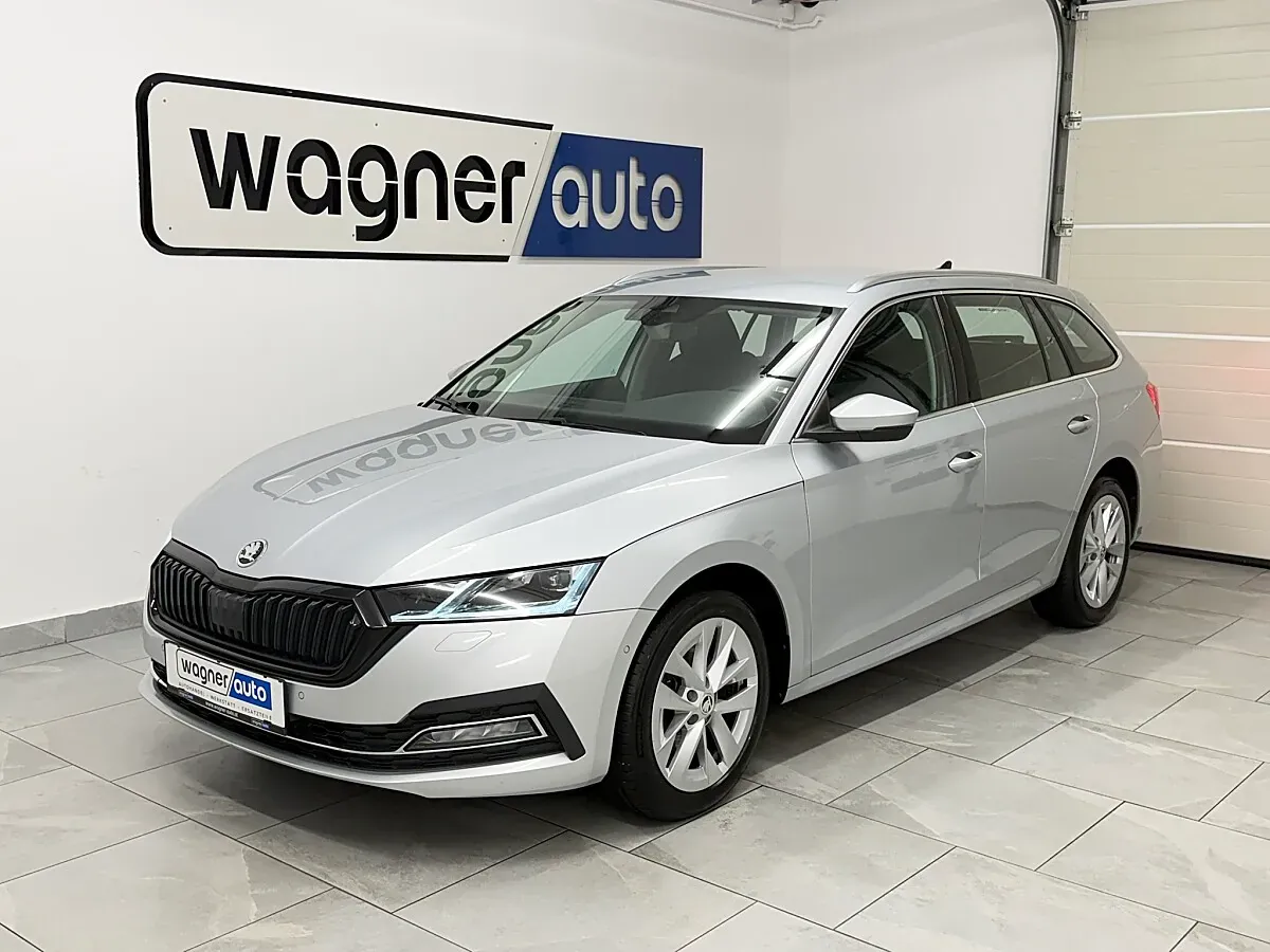 Skoda Octavia 2022 photo 2