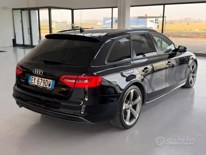 Audi A4 Avant 2015 photo 4