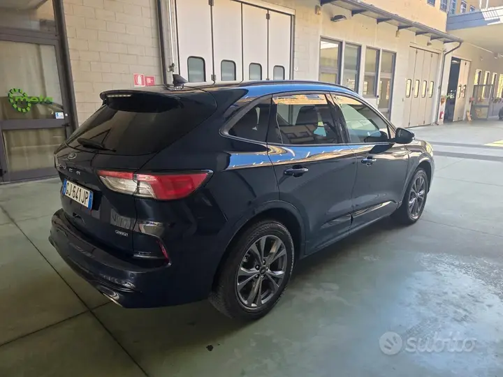 Ford Kuga 2022 photo 4