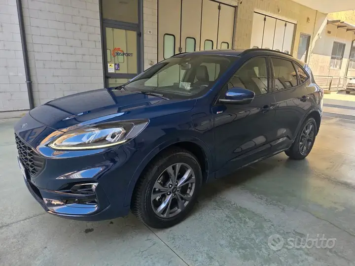 Ford Kuga 2022 photo 3