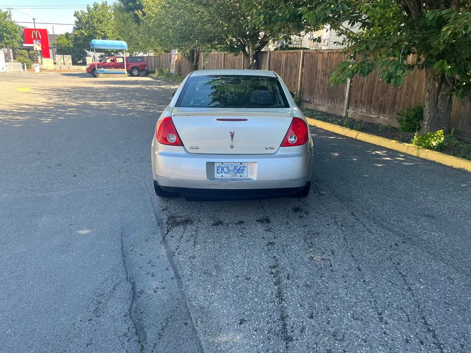 Pontiac G6 2008 photo 3