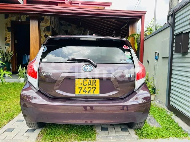 Toyota Aqua 2015 photo 3