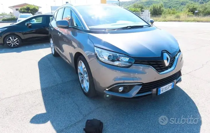 Renault Grand Scenic 2018 photo 3