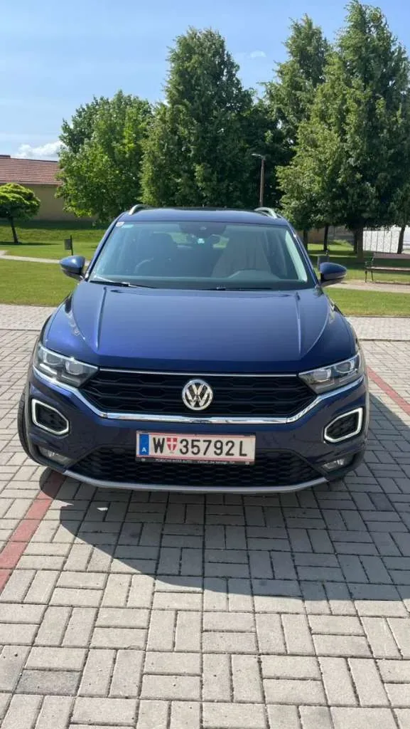 Volkswagen T-Roc 2020 photo 3