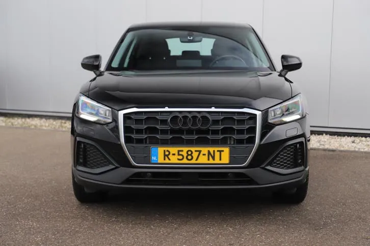 Audi Q2 2022 photo 2