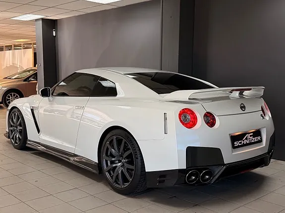 Nissan Gt-R 2012 photo 4