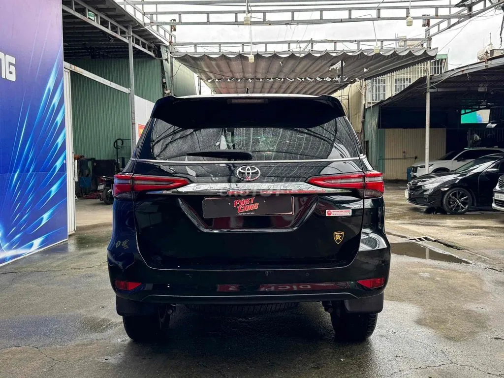 Toyota Fortuner 2022 photo 4