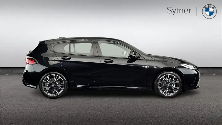 BMW 1 Series 2026 photo 3