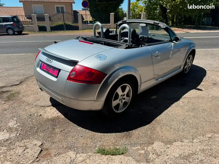 Audi Tt 2003 photo 2