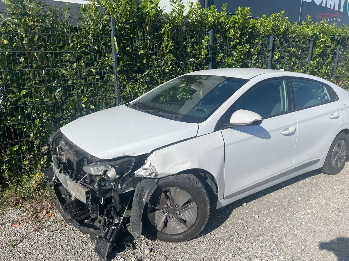 Hyundai Ioniq