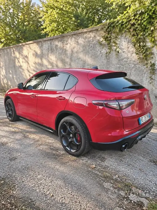 Alfa Romeo Stelvio 2026 photo 3
