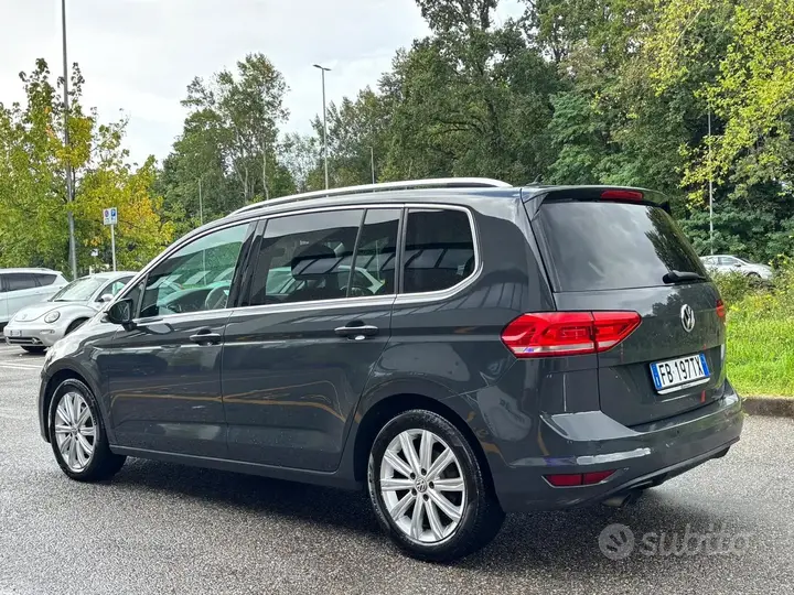 Volkswagen Touran 2016 photo 4