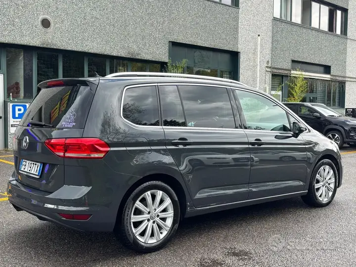 Volkswagen Touran 2016 photo 5