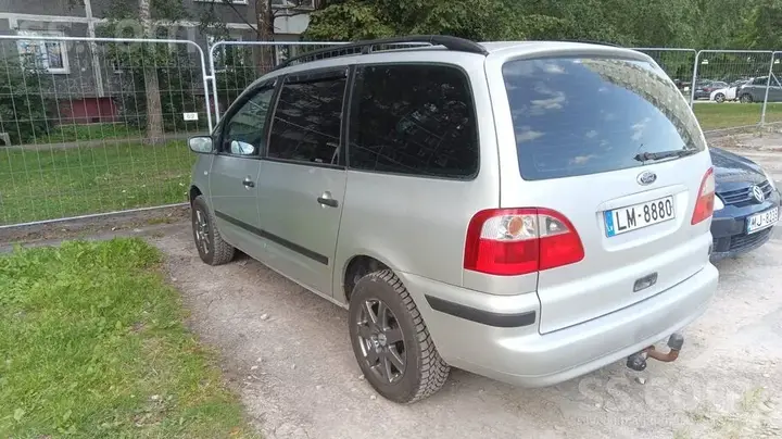 Ford Galaxy 2006 photo 4